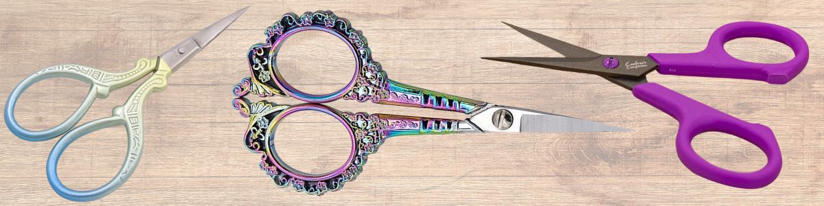 Junk journal supplies - scissors